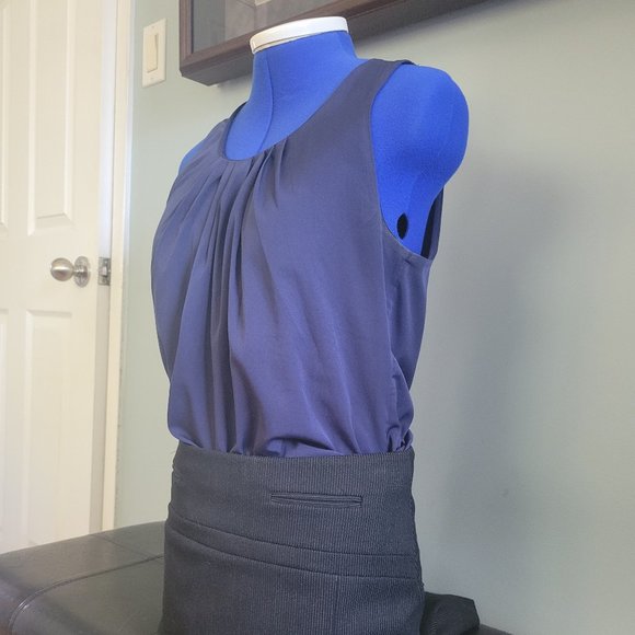 'Banana Republic' Camisole, Size XS - Picture 2 of 3